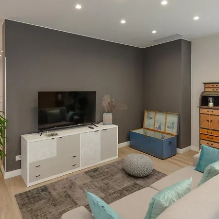 Civico 8a @ Downtown Apartment Alba (Piedmont)