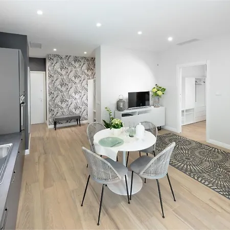 Civico8a - Centro Di Alba, Langhe *