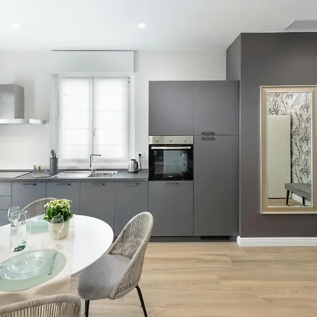 Apartman Civico8a - Centro Di Alba, Langhe *