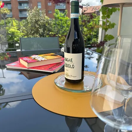 Civico8a - Centro Di Alba, Langhe